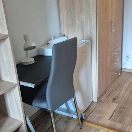 Hostel Tulip - Pokoj Nr 8 Ze Wspolna Lazienka I Kuchnia شتشيتسين المظهر الخارجي الصورة